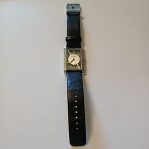 Kenneth Cole New York Men Silver Dial Black Band Watch KC 1755 - Needs Service